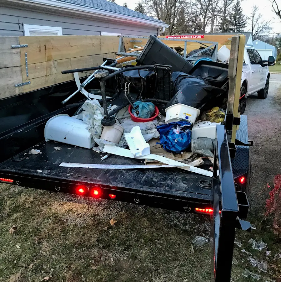 Roll-off dumpster delivered to a residential driveway in Marianna